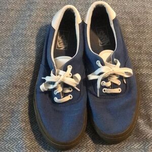 NWOT VANS men’s lo top